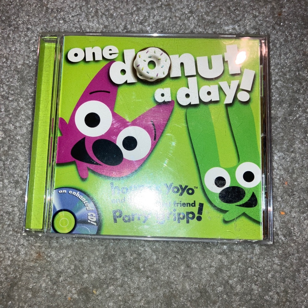 hoops&yoyo and their bestest friend Parry Gripp - One Donut a Day! (CD, Good)